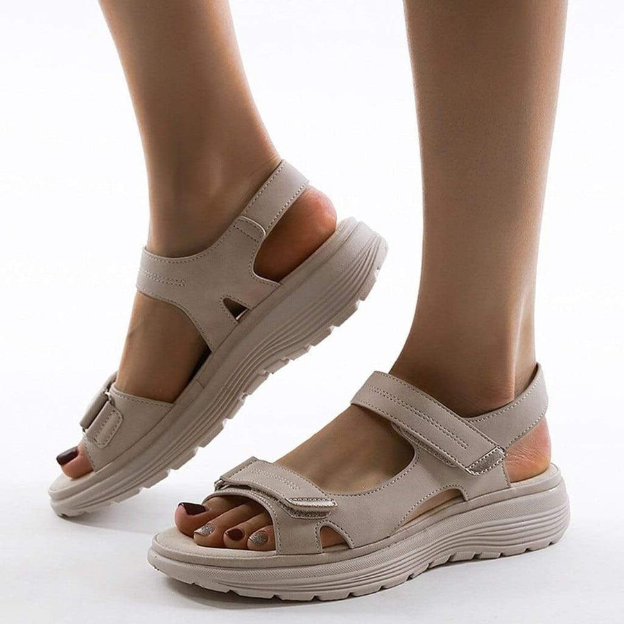 Easy Adjustable Fit