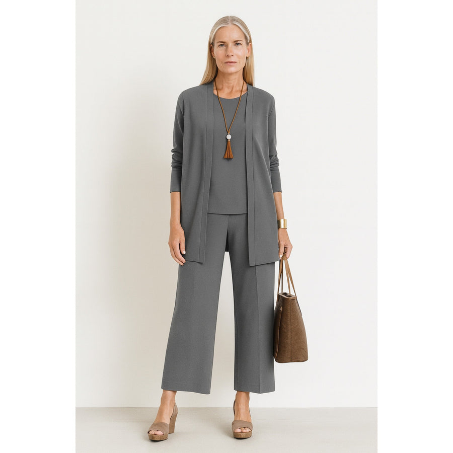 Timeless, Flattering Lines
